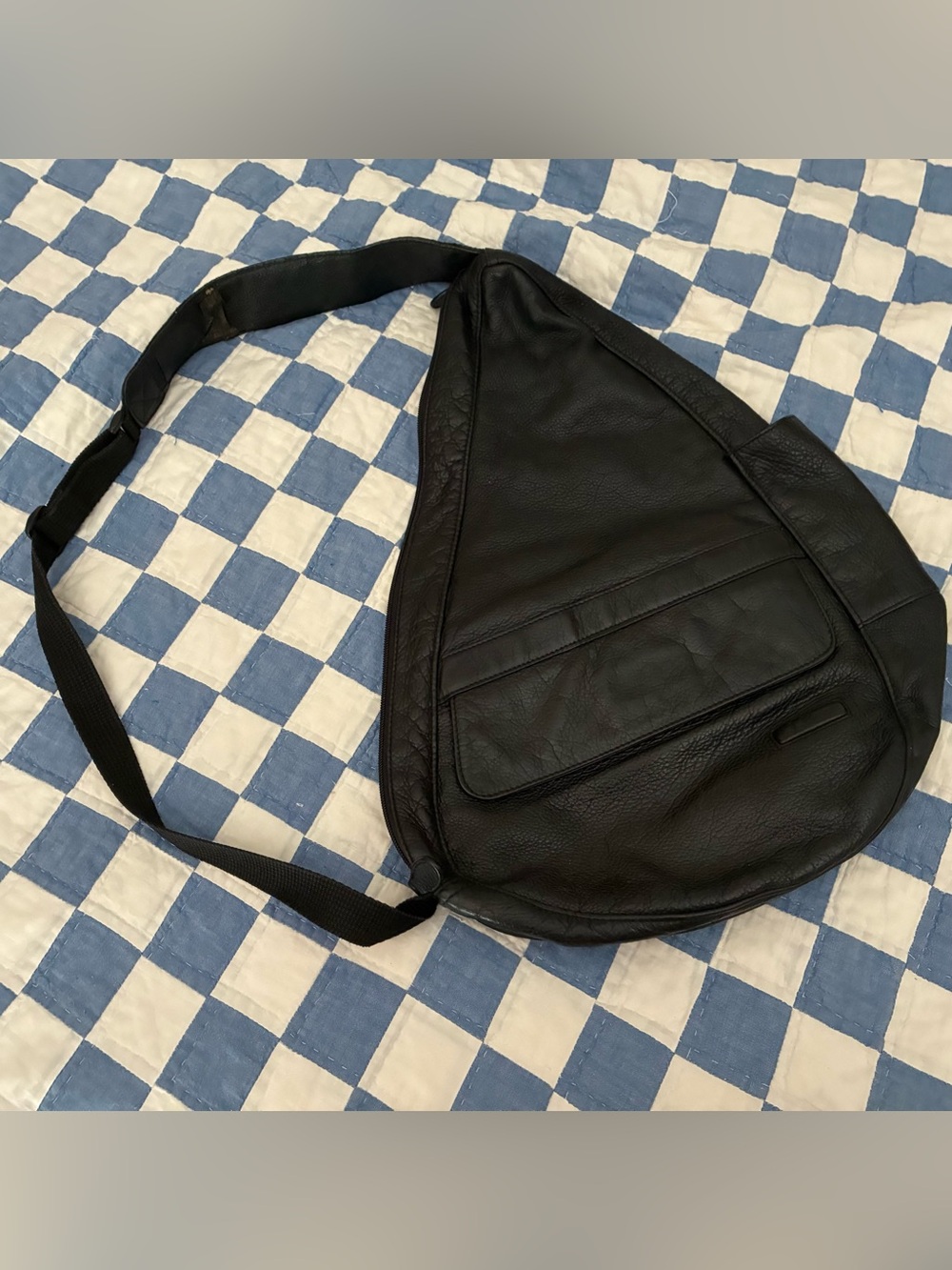 Large black leather healthy back Ameribag